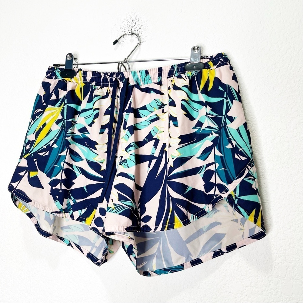 Old Navy Go Active Sports Pull On Workout Shorts Large Floral